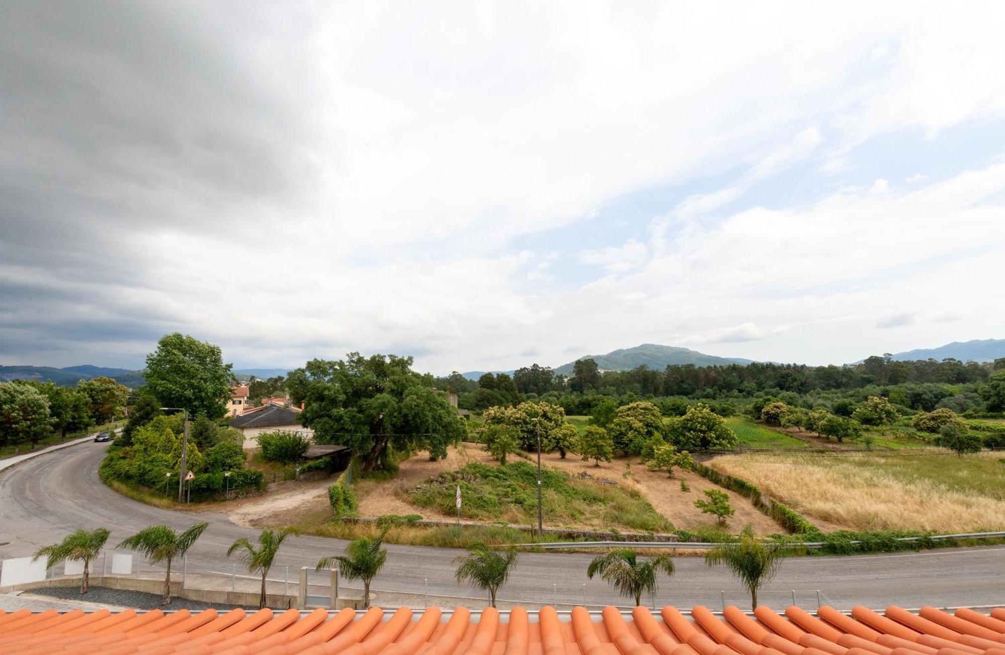 Sun House - Alojamento Local - Ponte De Lima Villa Exterior photo